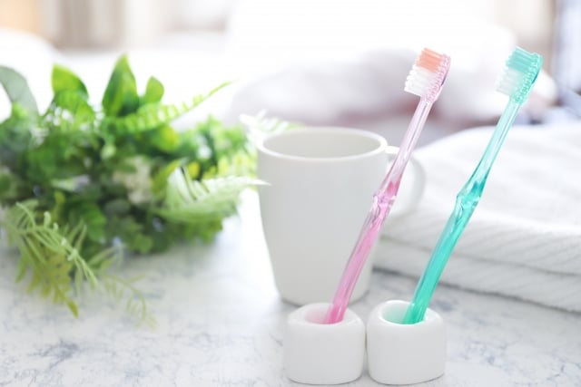 歯ブラシは洗面所のどこに収納？清潔感やオシャレも考えた置き方 | COVEARTH MAGAZINE